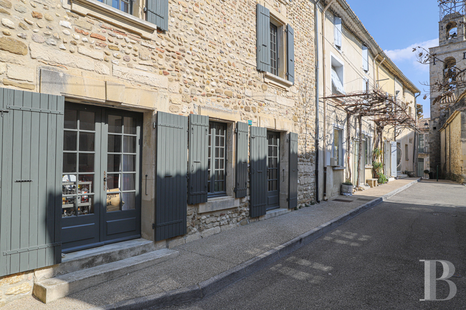 A tastefully renovated village house between Montélimar and Orange in Visan  - photo  n°1